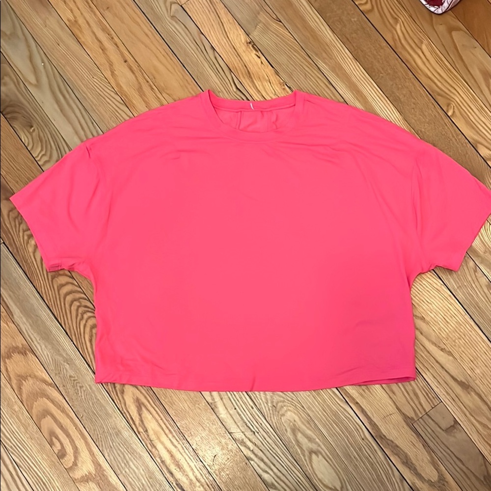 lululemon athletica Women's Bright Pink Crop Top